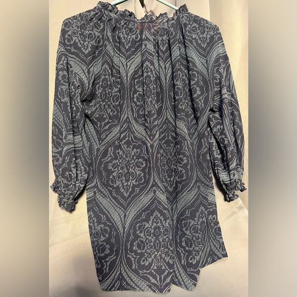 Blue Patterned Blouse - Picture 2 of 3